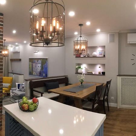 A Luxury Apartment With Patio And Bbq 소피아 외부 사진